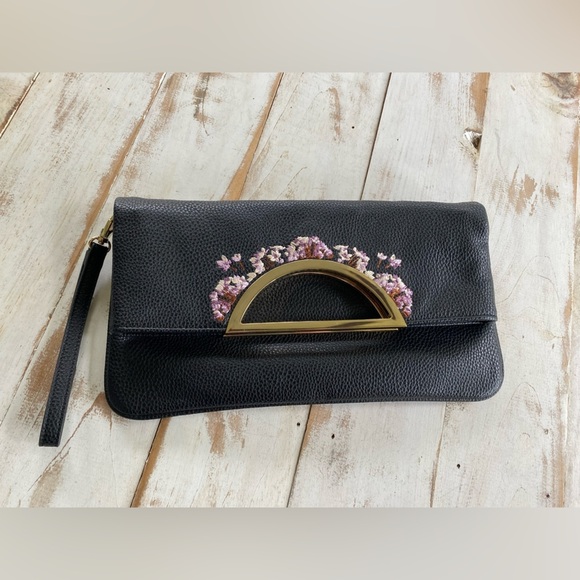 White House Black Market Faux Leather Floral Embroidered Clutch Handbag wristlet - Picture 5 of 12